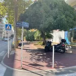 Apartment Spacieux F2 Climatise Proche De La Antibes
