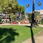 Spacieux F2 Climatise Proche De La * Antibes