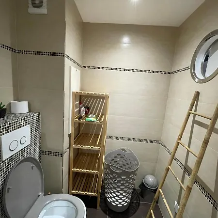 Spacieux F2 Climatisé Proche De La Appartement *