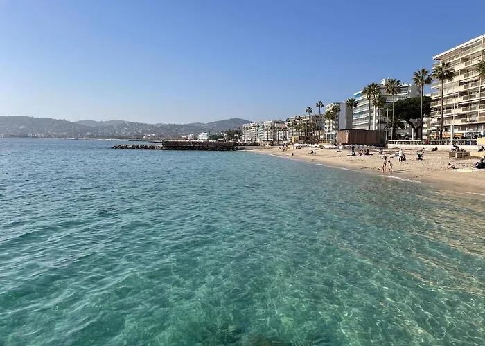 Spacieux F2 Climatisé Proche De La Antibes