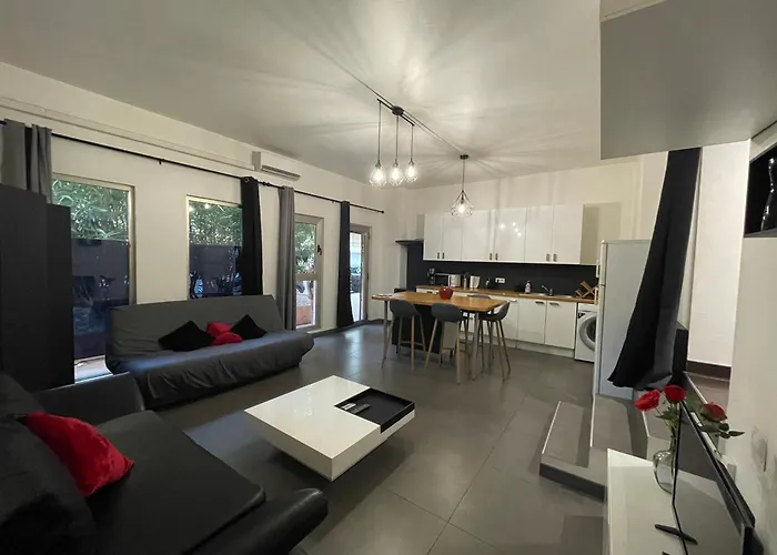 Spacieux F2 Climatise Proche De La Διαμέρισμα